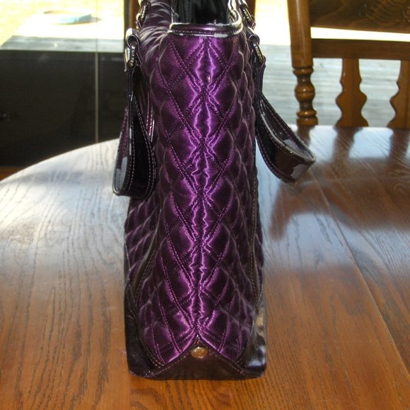 Marc Jacobs Tote Bag Quilted Purple Flawed Handles - Picture 6 of 15